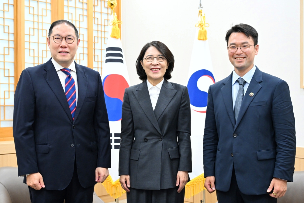 Vice Minister of Foreign Affairs Kang Insun Meets with Members of APEC Business Advisory Council (ABAC)